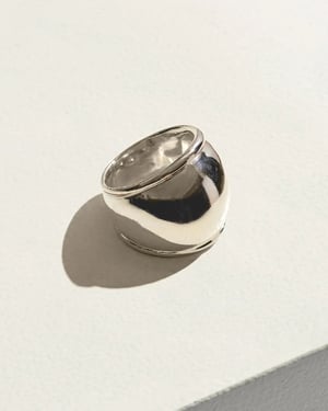 Radius Ring - 8