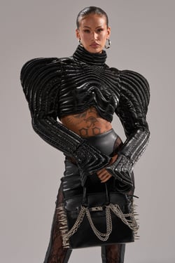 AKIRA Keep It Coming Top | Black | Size Small