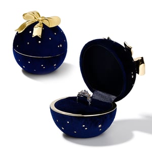 Jeulia Round Gypsophila Bow-knot Corduroy Ring Box