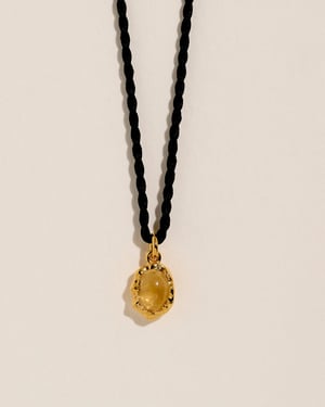 November Ovalado Pendant