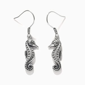 Jeulia Seahorse Design Sterling Silver Earrings