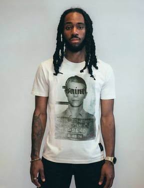 Saint' T-Shirt in Ecru