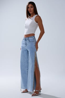 AKIRA Essential Relaxed Fit Bling Denim Jeans | Size 34