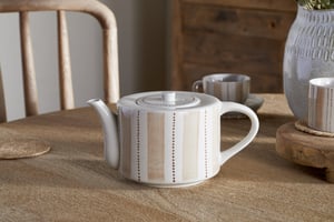 nkuku Patthar Teapot | Tableware | One Size | Cream & Clay