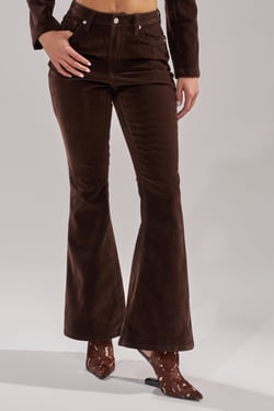AKIRA Rae Velvet Denim Flare Pants | Brown | Size XL