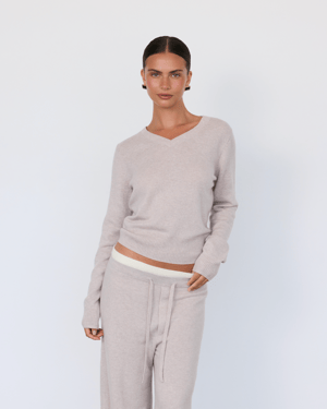 Tove V-Neck Sweater - Large