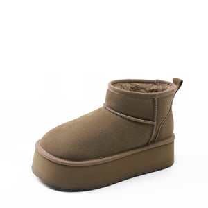 DREAM PAIRS Women   s Suede Faux Fur Warm Winter Snow Boots