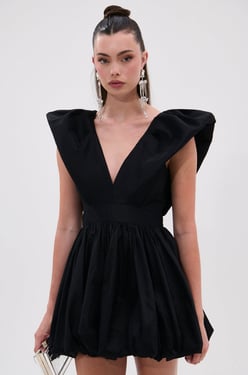 AKIRA Once Upon A Dream Woven Mini Dress | Black | Size Small
