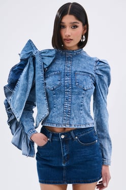 AKIRA Seize The Day Long Sleeve Flounce Medium Blue Denim Top | Size 1X