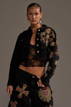 AKIRA Main Squeeze Cropped Denim Jacket | Black | Size Large