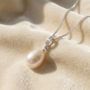 Dainty Peal Pendant Sterling Silver Necklace