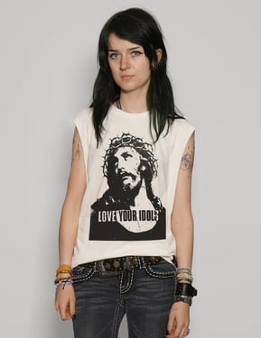 Love Your Idols' Vest in Ecru