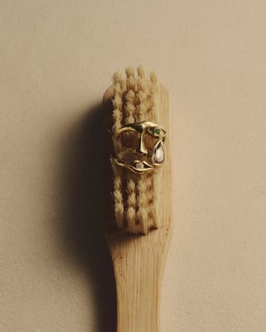 Portrait Ring