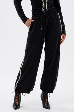 AKIRA Dara Rhinestone Wide Leg Sweatpant | Black | Size 2X