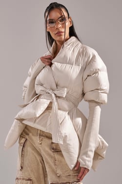 AKIRA Rib Sleeve Peplum Puffer In Ivory | Size XL