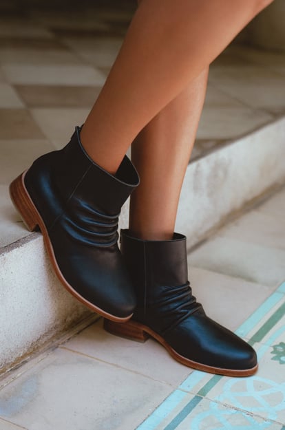Moondream Chelsea Leather Boots (Sz. 11)