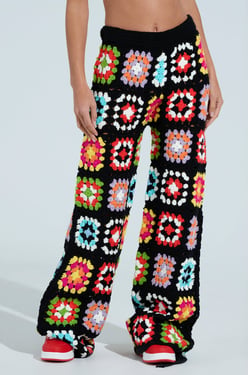 AKIRA Festival Girly Oversized Crochet Pants | Black | Size 1X/2X