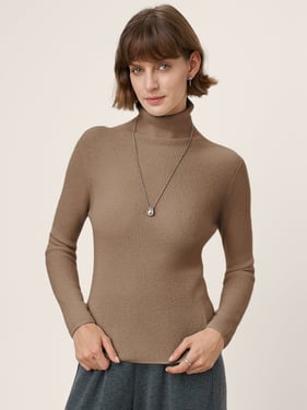 Premium Cashmere Blend Hand-Finished Seamless Turtleneck Sweater URMI - Caramel Brown / L