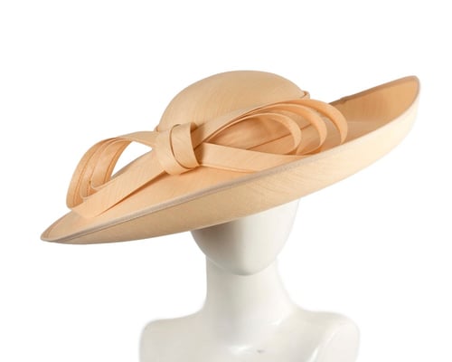 Nude wide brim racing hat by Max Alexander