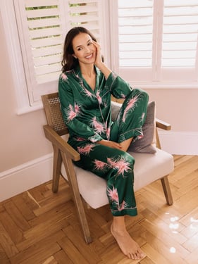 Womens Satin Traditional Pyjamas Emerald Le Sommeil - 3XL / 22-24 / Emerald