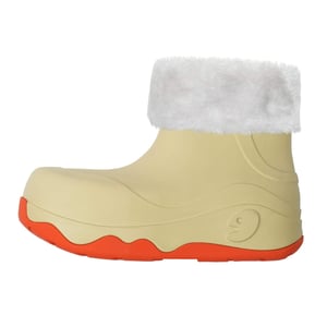 Wheat Navarra Boots with Napped Linings Women - 10/10.5