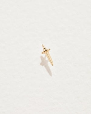 Dagger Stud