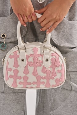 AKIRA Elle Cross Purse
