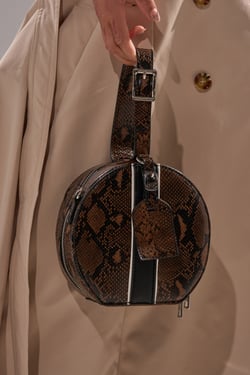AKIRA Renegade Faux Snake Purse | Black