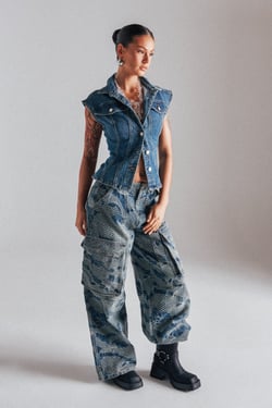 AKIRA I Think You Wanna Know Denim Cargo Pants | Light Blue | Size 1X