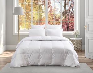 QE Home Imperial Hungarian White Goose Down Duvet, Crafted in Canada, Queen