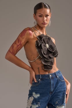 AKIRA Let Me Bloom Body Chain | Black