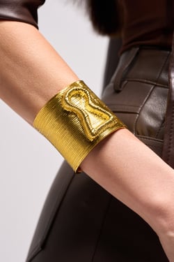 AKIRA Im The Key Bracelet