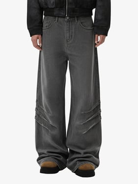 Washed Pleated Baggy Jeans - Pale / 2XL