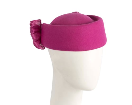 Fuchsia Jackie Onassis style felt pillbox by Fillies Collection
