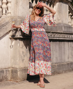 Contrast Floral Angel Sleeve Midi Dress - 18
