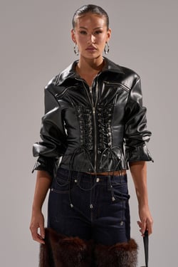 AKIRA Audrey Faux Leather Blouse | Black | Size XL