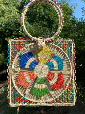 Floral Handwoven Iraca Purse - Rainbow