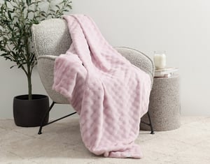 QE Home Mini Bubble Throw in Pink Dawn, Geometric