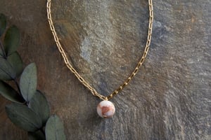 nkuku Cerita Rhodochrosite Necklace | Gifting | One Size | Rhodochrosite & Gold