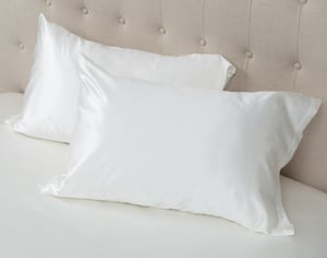 QE Home Verve Silk Blend Pillowcases, White, King