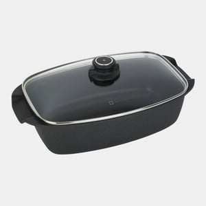 XD Nonstick 5.3 qt Roaster with Glass Lid
