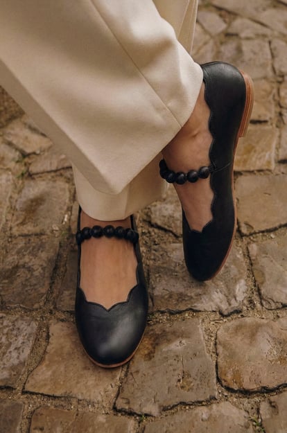 Solea Scalloped Mary Jane Flats