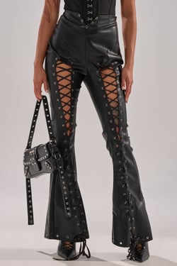 AKIRA I Know Thats Right Flare Faux Leather Pants | Black | Size 2X