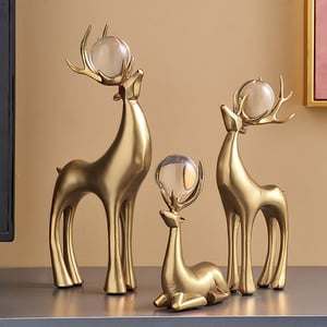 3 Pieces Gold Resin Reindeer Sculpture Chrismas Deer Decor Art Ornament Living Room