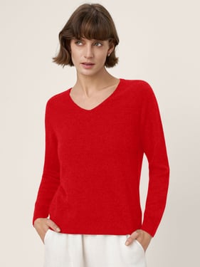 Premium Cashmere Blend Hand-Finished Seamless V-Neck Sweater SURI - Crimson Red / L