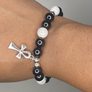 Handmade Black Onyx and Howlite Bracelet with Ankh Charm