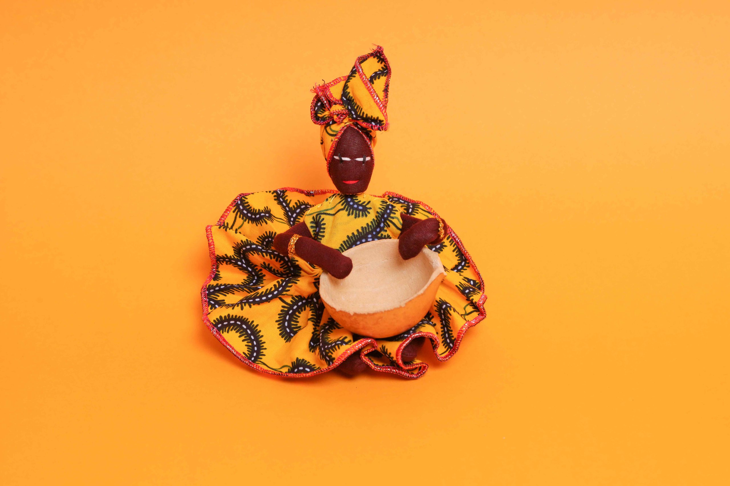 Handmade African dolls with Basket 2