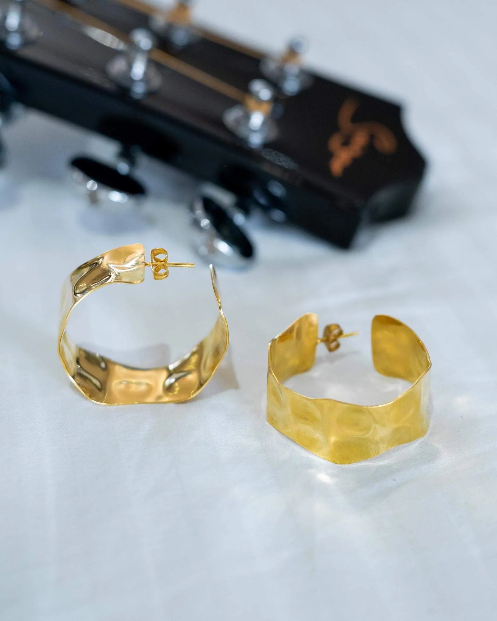 Jina earrings medium – Handmade in Kenya