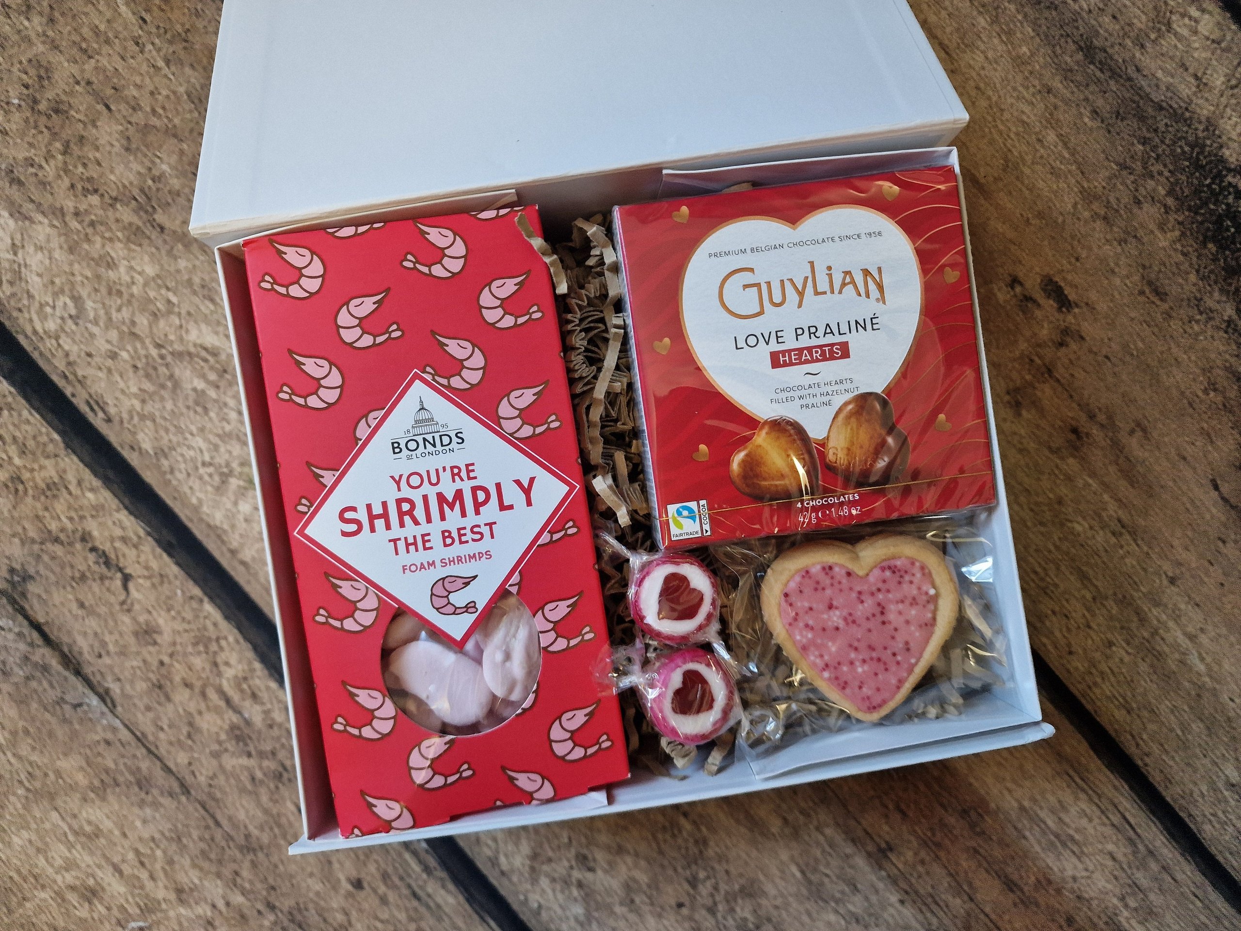Hooked On Love : A Box of Sweet Indulgence