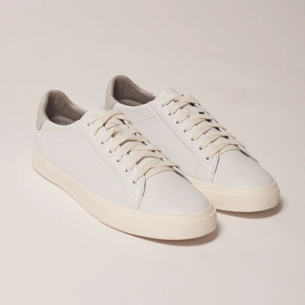 Low Classic Vegan Leather Trainers – White